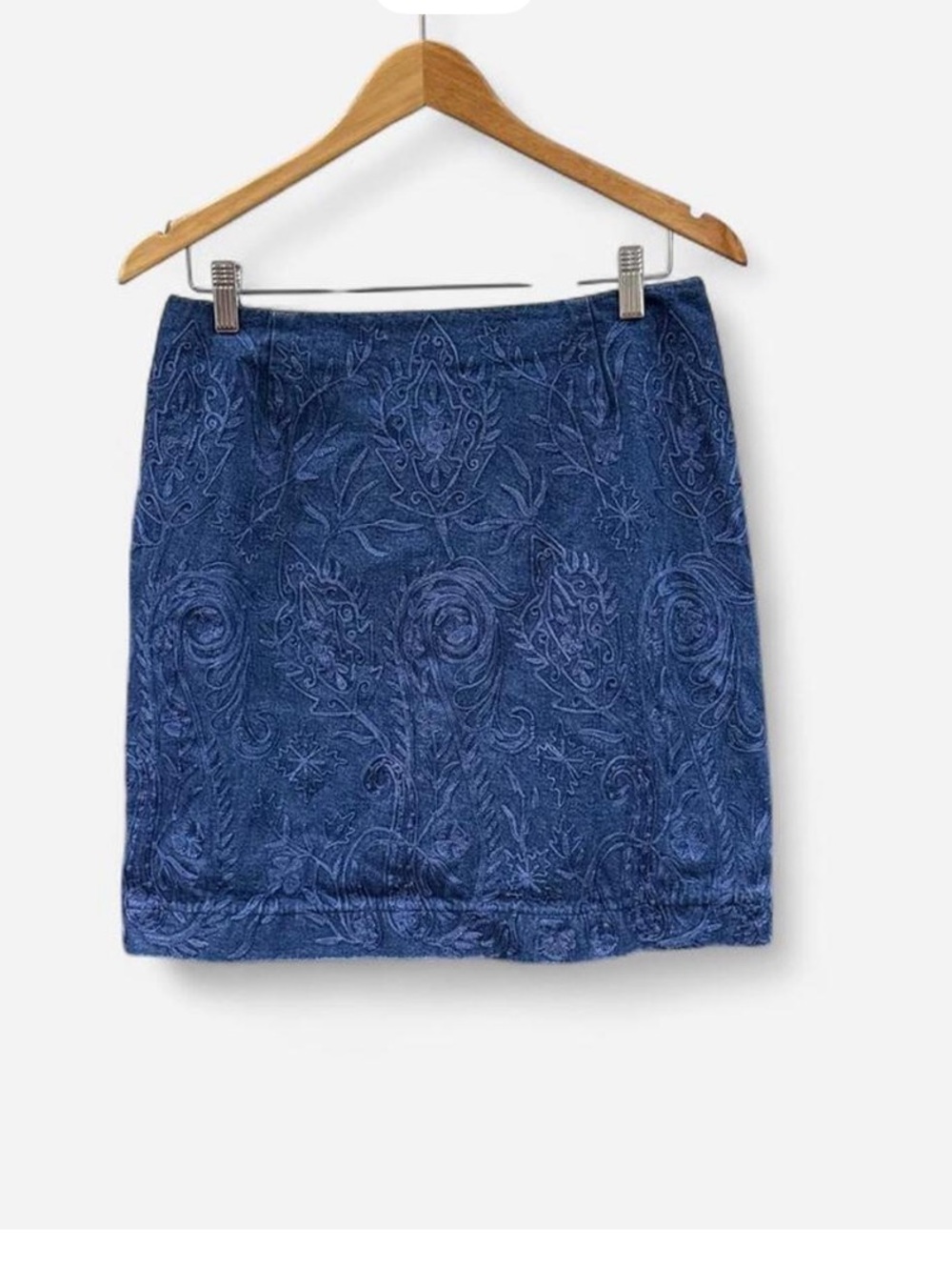 Luisa Spagnoli denim Mini Skirt size 44 floral embroidered quiet luxury preppy